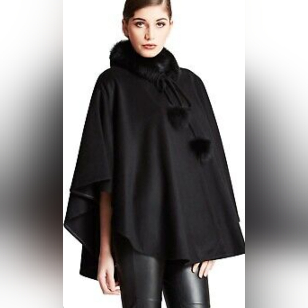 Cape with Faux Fur Collar and Pom Poms One Size